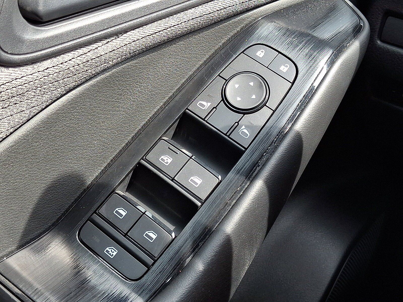 Certified 2023 Nissan Rogue S AWD/4WD image 25