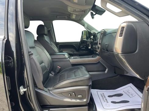 Used 2017 GMC Sierra 2500 Denali AWD/4WD image 22