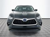 Certified 2022 Toyota Highlander Bronze Edition image 2