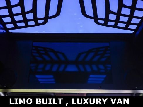 Used 2023 Mercedes-Benz Sprinter 2500 image 23