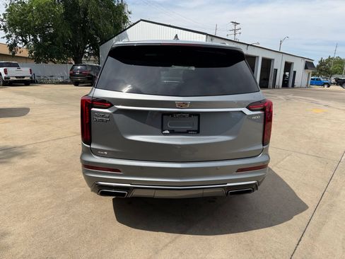 Used 2023 Cadillac XT6 Premium Luxury AWD/4WD image 5