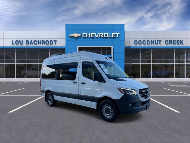 Used 2023 Mercedes-Benz Sprinter 2500 image 2