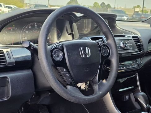 Used 2017 Honda Accord LX-S image 22