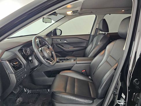 Used 2022 Nissan Rogue SV w/ SV Premium Package image 20