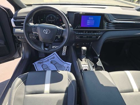 Certified 2025 Toyota Camry SE FWD image 20