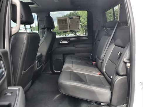 Used 2025 Chevrolet Silverado 2500 LTZ w/ LTZ Premium Package AWD/4WD image 26