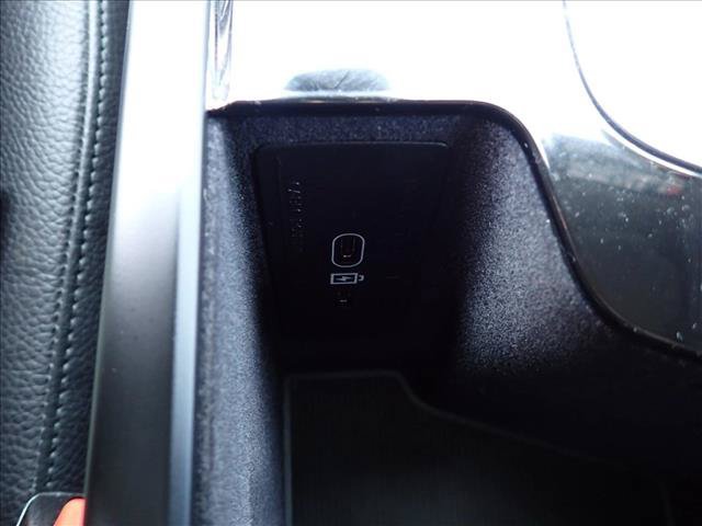 Used 2024 Volvo XC90 B5 Plus AWD/4WD image 21