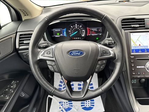 Used 2020 Ford Fusion Energi Titanium image 27