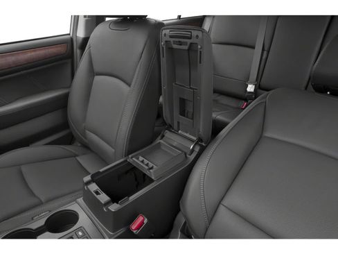 Used 2018 Subaru Outback 2.5i Limited AWD/4WD image 9