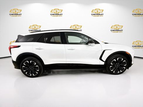 Used 2024 Chevrolet Blazer EV RS AWD/4WD image 9