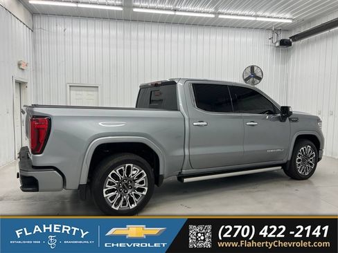 Used 2024 GMC Sierra 1500 Denali Ultimate AWD/4WD image 2