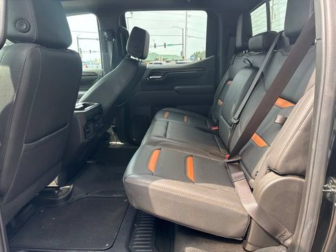 Certified 2024 GMC Sierra 1500 AT4 w/ AT4 Premium Package AWD/4WD image 16