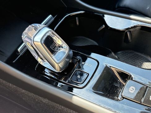 Certified 2023 Volvo XC40 B5 Plus w/ Driver Assist Package image 17