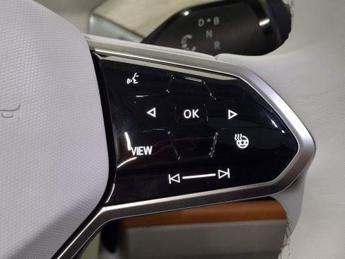 New 2025 Volkswagen ID. Buzz Pro S Plus image 31