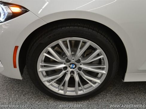 Used 2024 BMW 330i Sedan w/ Convenience Package RWD image 49
