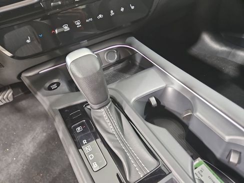 New 2026 Nissan Sentra SV FWD image 22