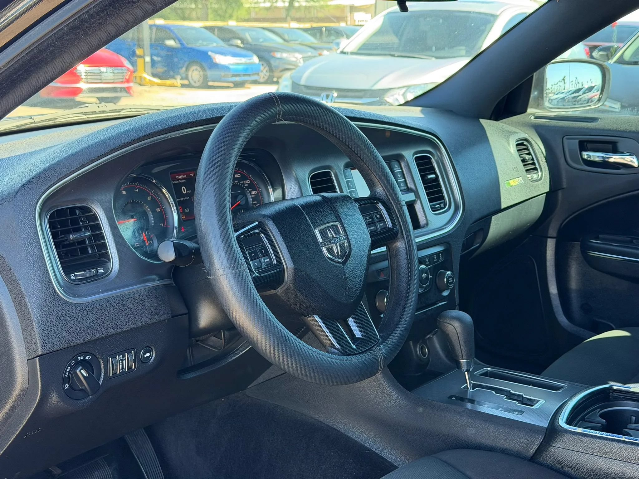 Used 2013 Dodge Charger SE RWD image 19