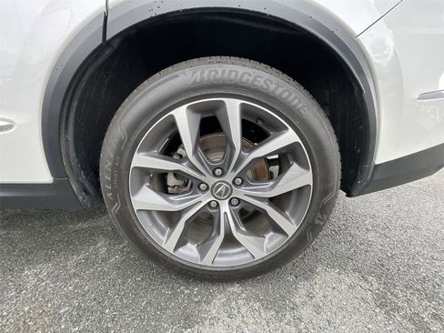 Used 2023 Acura MDX SH-AWD w/ Technology Package image 27