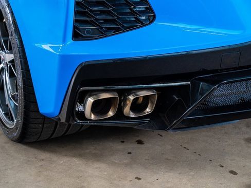 Used 2023 Chevrolet Corvette Stingray Premium Cpe w/ Z51 Performance Package image 27