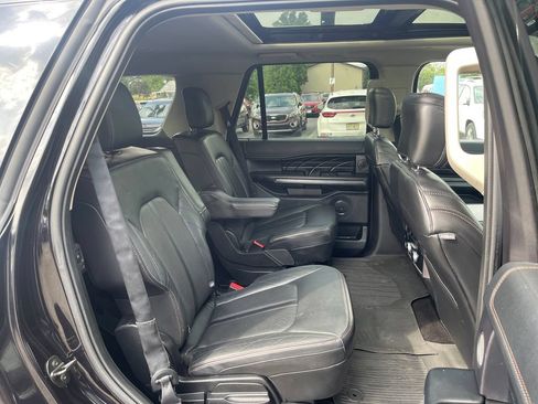Used 2019 Ford Expedition Platinum AWD/4WD image 34