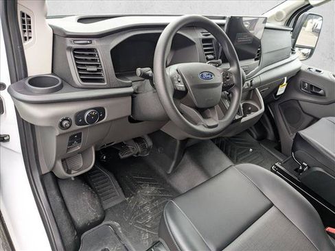 New 2026 Ford Transit 250 148 Medium Roof RWD image 3