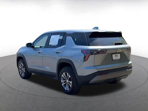 Used 2025 Chevrolet Equinox LT image 10