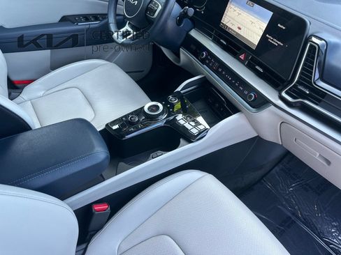 Certified 2023 Kia Sportage EX AWD/4WD image 17