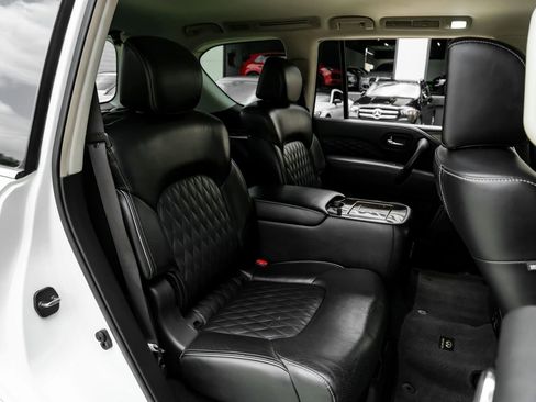 Used 2019 INFINITI QX80 Luxe w/ 22" Wheel Package RWD image 38
