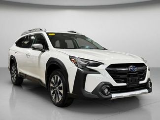 Used 2023 Subaru Outback Touring XT w/ Tech Package 3 AWD/4WD video 1