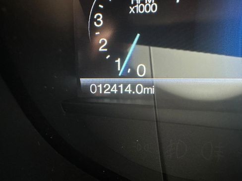 Used 2022 Ford Edge Titanium w/ Equipment Group 301A image 10