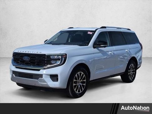 Used 2025 Ford Expedition Platinum image 1
