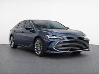 Used 2022 Toyota Avalon Limited w/ Advanced Safety Package FWD video 1