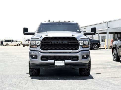 Used 2022 RAM 3500 Big Horn w/ Night Edition RWD image 3