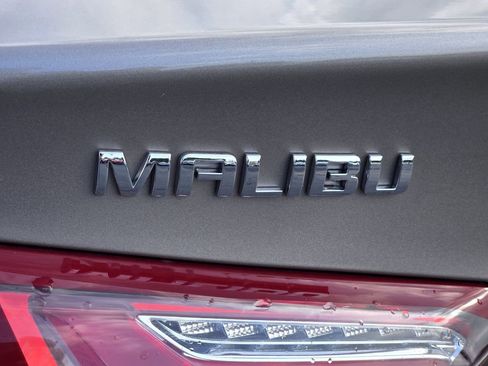 Used 2024 Chevrolet Malibu LT image 10