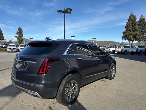 Used 2023 Cadillac XT5 Premium Luxury image 5