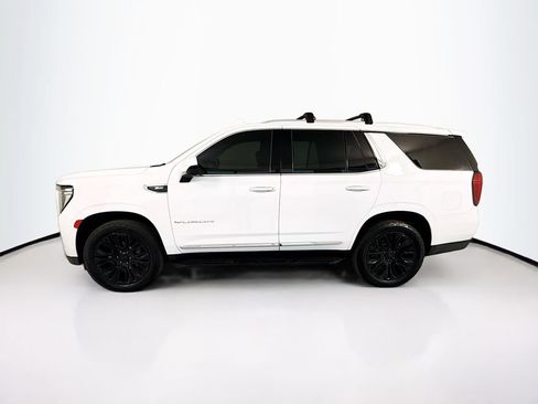 Used 2021 GMC Yukon SLT w/ Rear Media and Nav Package AWD/4WD image 8