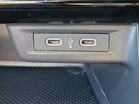 Certified 2024 Volkswagen Jetta SE w/ Panoramic Sunroof Package FWD image 26