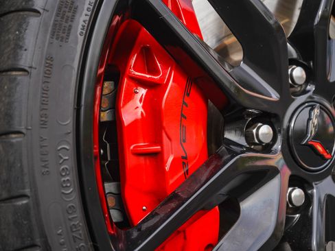 Used 2019 Chevrolet Corvette Stingray Coupe image 10