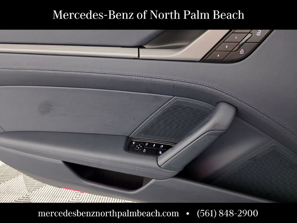 Used 2026 Porsche 911 Carrera RWD image 25
