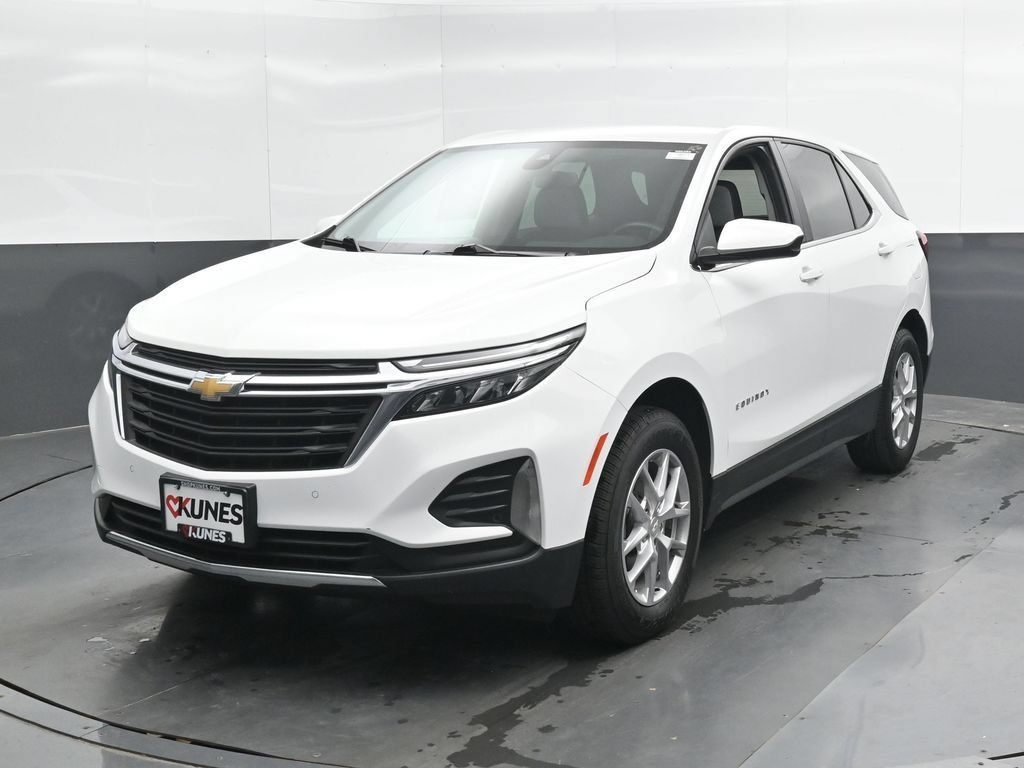 Used 2023 Chevrolet Equinox LT w/ Driver Convenience Package AWD/4WD image 6