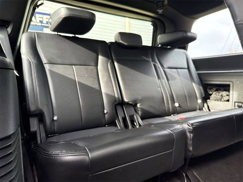Used 2019 Ford Expedition XLT w/ Equipment Group 202A image 26