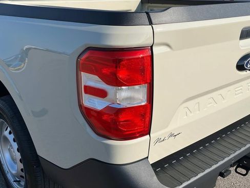 Used 2025 Ford Maverick XL w/ Equipment Group 102A AWD/4WD image 12