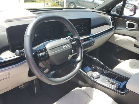 Certified 2026 Kia Sorento SX Prestige image 20