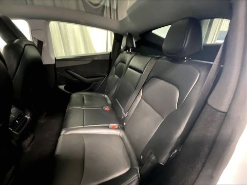 Used 2026 Tesla Model Y AWD image 15