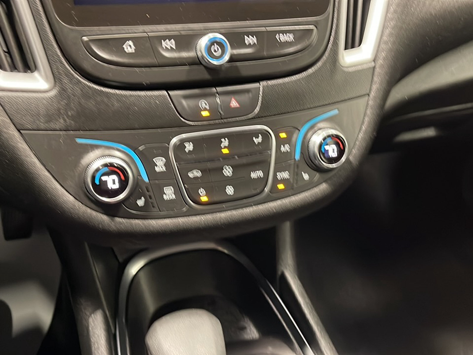 Used 2025 Chevrolet Malibu LT FWD image 10