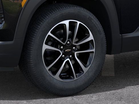 New 2026 Chevrolet TrailBlazer LT w/ Convenience Package FWD image 9