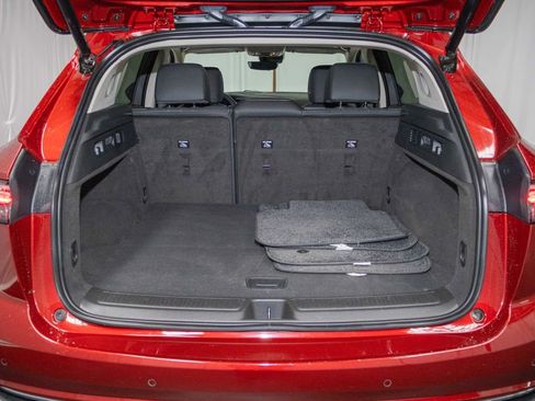Certified 2023 Buick Envision Avenir AWD/4WD image 13