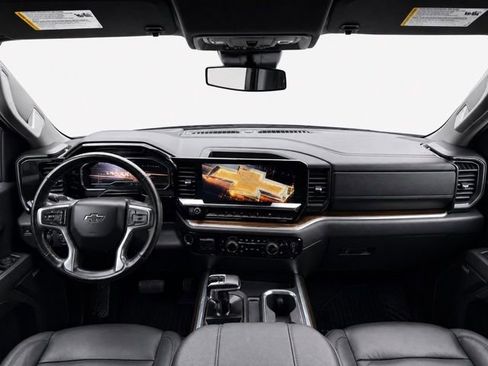 Used 2025 Chevrolet Silverado 1500 RST w/ Convenience Package II AWD/4WD image 19