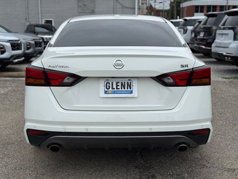 Used 2022 Nissan Altima 2.5 SR FWD image 6