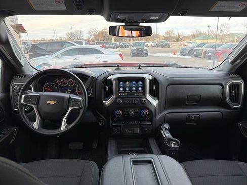 Used 2022 Chevrolet Silverado 2500 LT w/ Convenience Package image 11